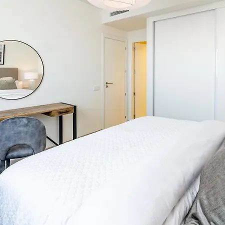 Inf36K - Luxury Apartment Perfect Location *